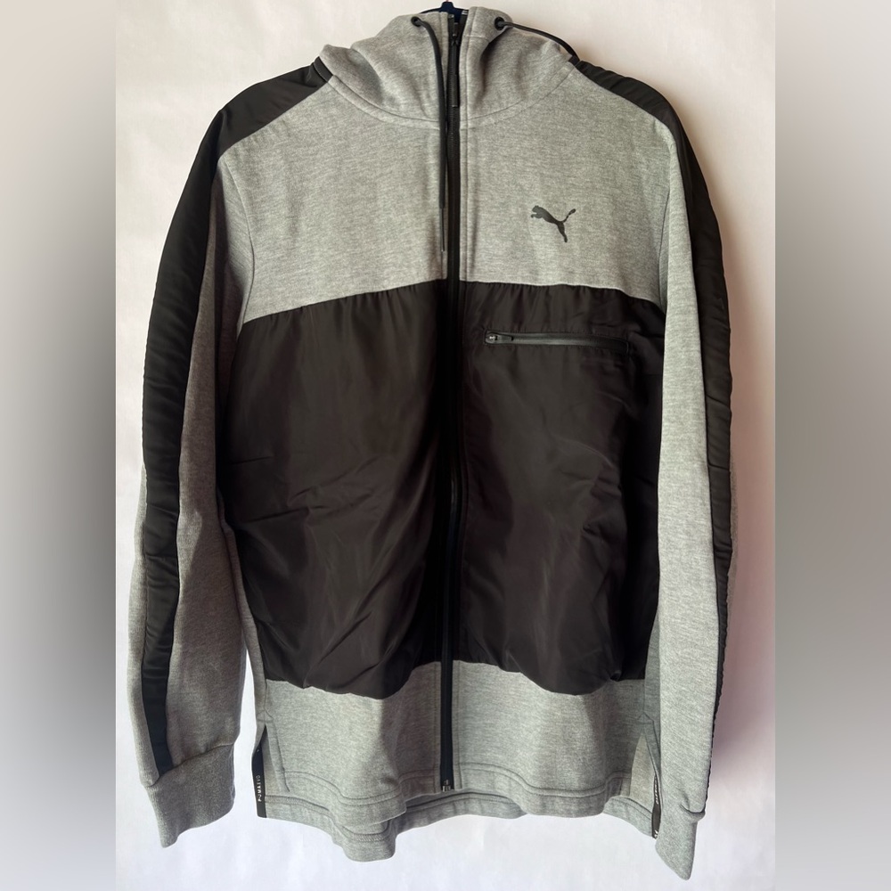 Puma Men's Gray and Black Hoodie Jacket size Small